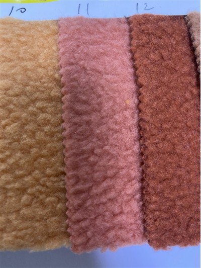 DG-LXF 精品羊羔絨  克重：380g/m²  幅寬：160CM 成份：100%Polyester   細節-1